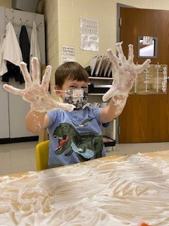 Preschoolers in Mrs. Simpson&#39;s Twinkle classroom  had fun with a shaving cream activity!